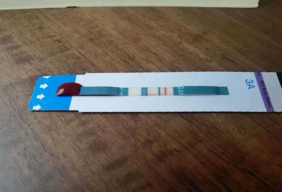 雅培 4代P24抗原及抗体HIV检测试纸